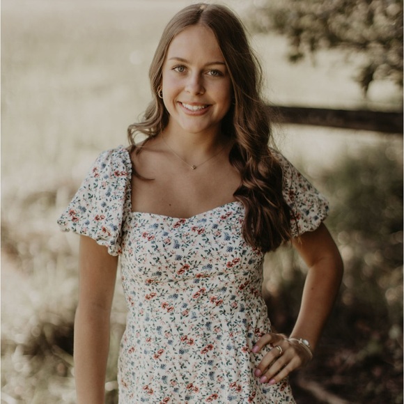 Meet your Posher, Merrin - Picture 1 of 2